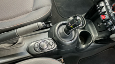 MINI Hatchback 1.5 Cooper Classic Premium 5dr Auto Petrol Hatchback